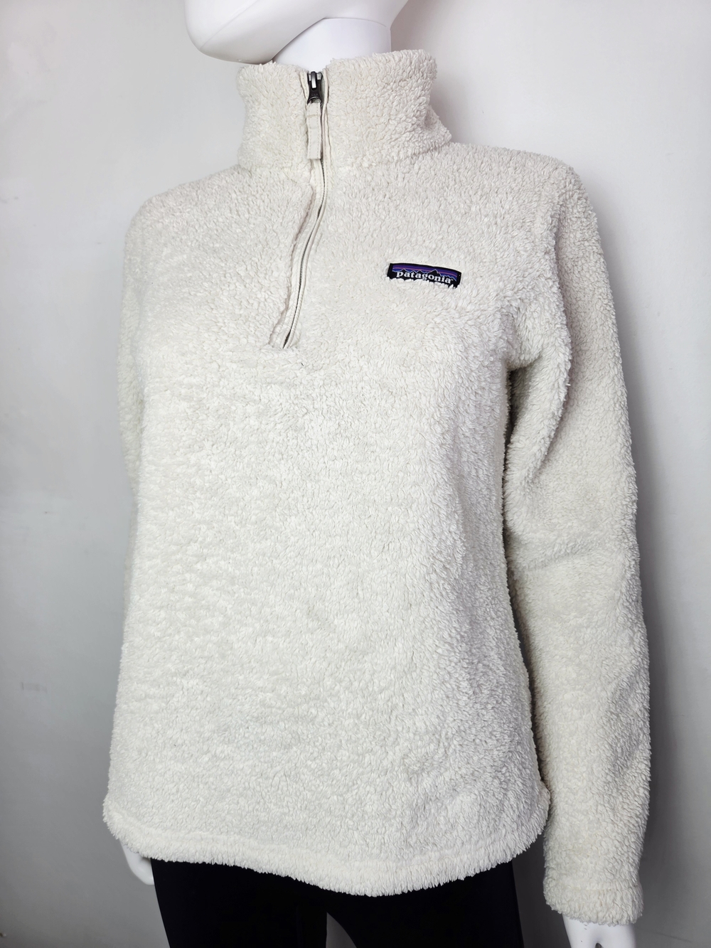 Patagonia Women's Cream Quarter-Zip Fleece Pullover